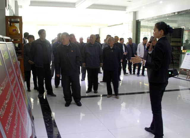 兗州區(qū)人大、政協(xié)領(lǐng)導(dǎo)蒞臨天意機械參觀考察