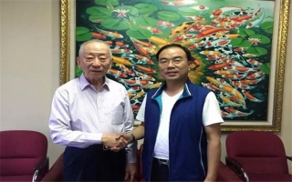 印尼著名僑領、印尼泛印集團董事長、印尼總統(tǒng)大學創(chuàng)辦人-李文光