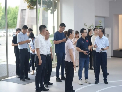 綠色建材產(chǎn)業(yè)鏈融鏈固鏈再發(fā)力！哈工大王代玉教授一行蒞臨天意機械、卓越精工考察調(diào)研